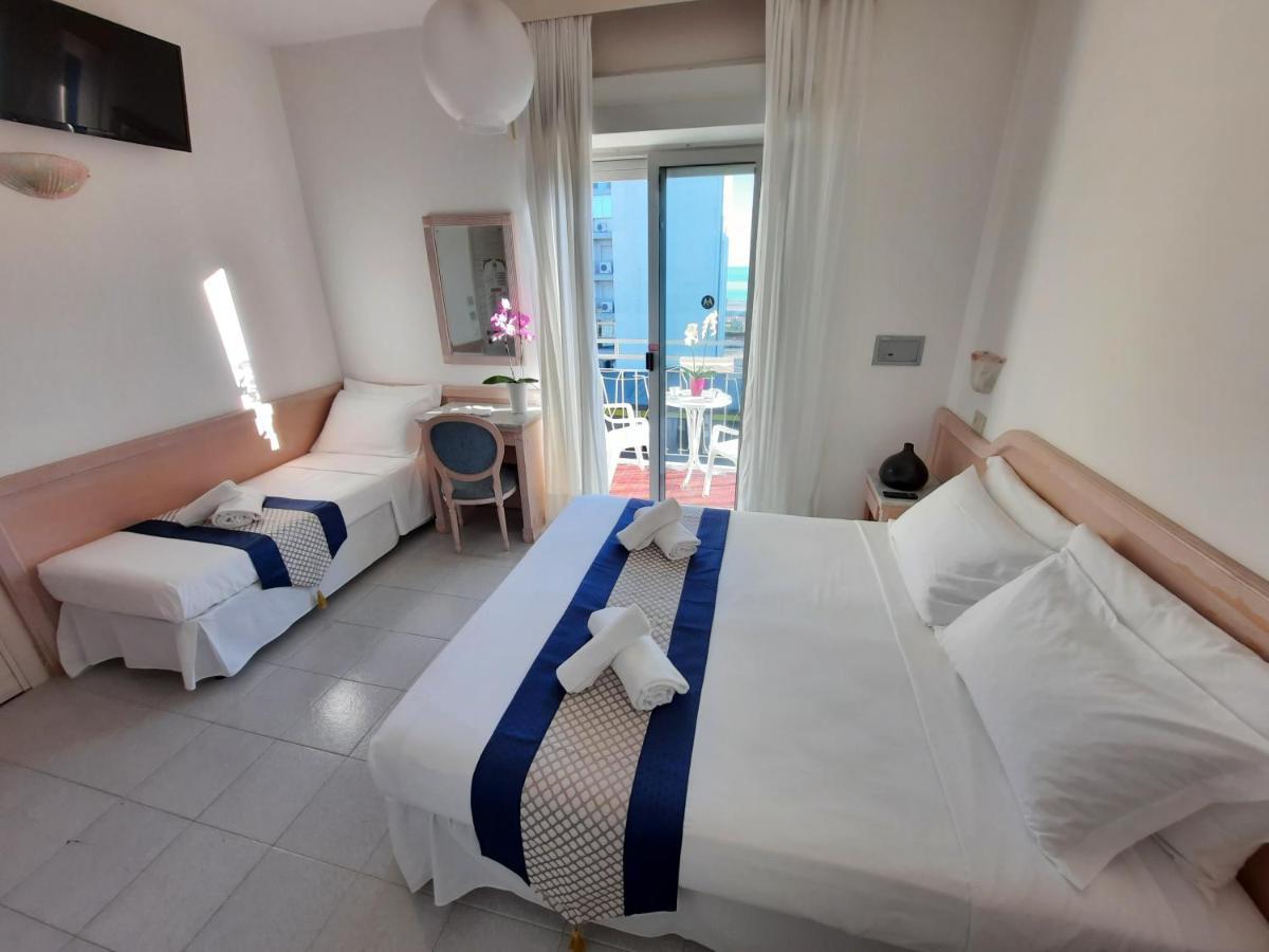 Hotel Margherita Лидо-ди-Езоло Экстерьер фото