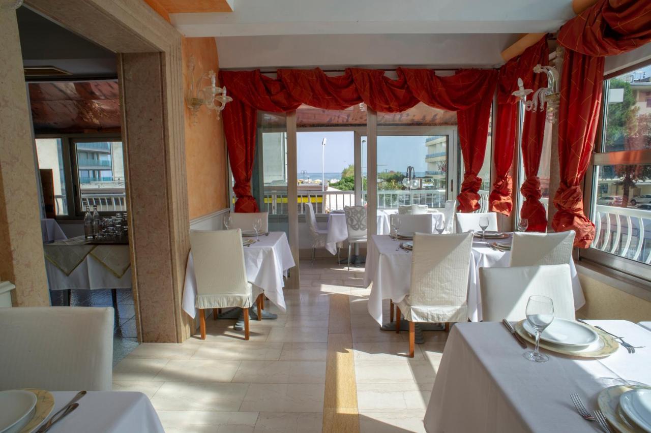 Hotel Margherita Лидо-ди-Езоло Экстерьер фото