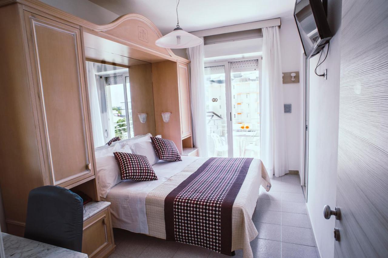 Hotel Margherita Лидо-ди-Езоло Экстерьер фото