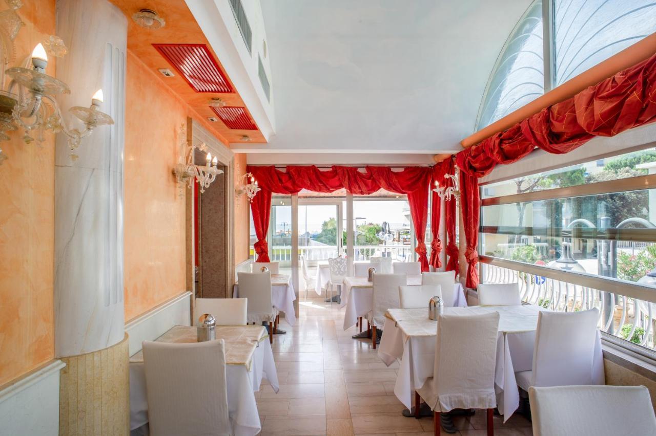 Hotel Margherita Лидо-ди-Езоло Экстерьер фото